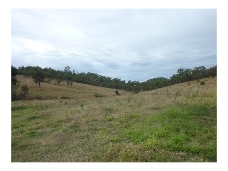 236 Hunters Road, Coalstoun Lakes QLD 4621