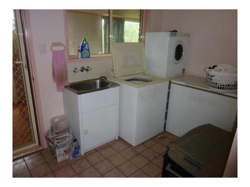 128 Thompson Road, Childers QLD 4660