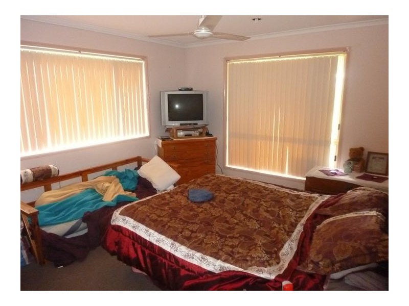 128 Thompson Road, Childers QLD 4660