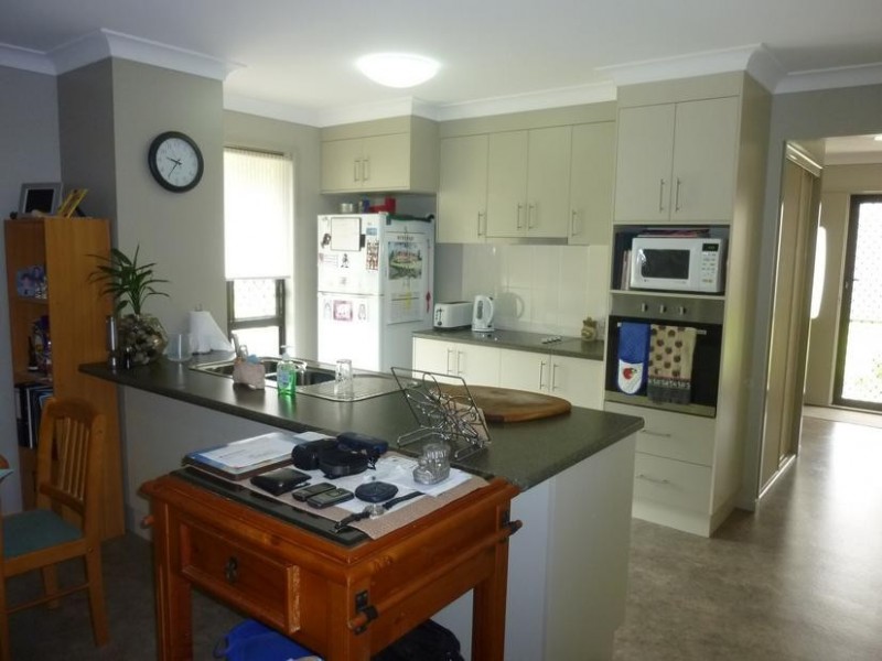 10 Canecutter Court,, Childers QLD 4660