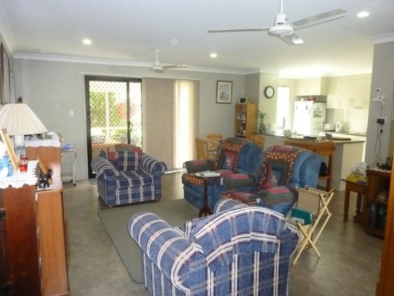 10 Canecutter Court,, Childers QLD 4660