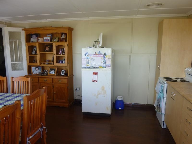 7 THOMPSON ROAD, Childers QLD 4660