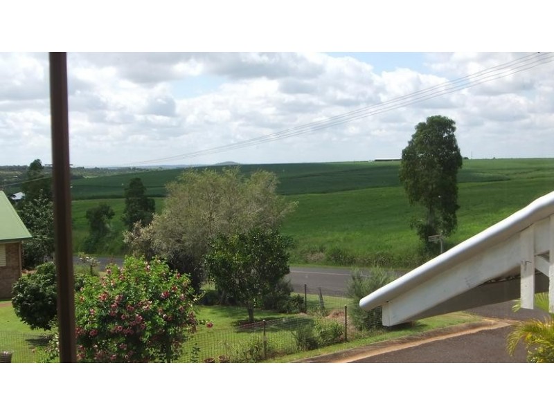 7 THOMPSON ROAD, Childers QLD 4660
