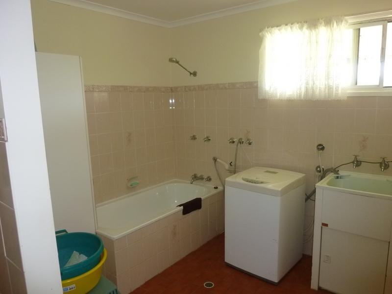 90 NISSENS LANE, Childers QLD 4660