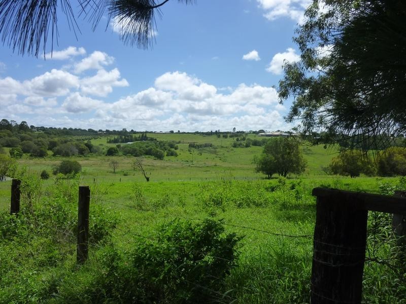 90 NISSENS LANE, Childers QLD 4660