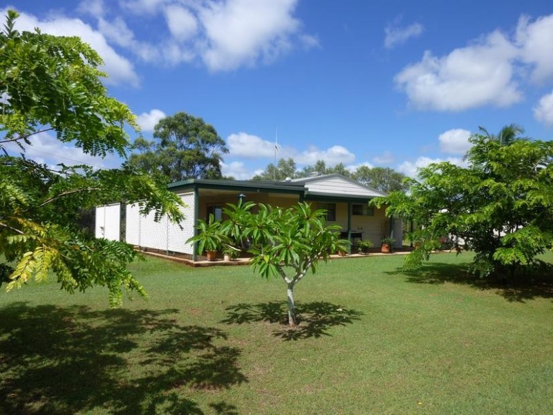 90 NISSENS LANE, Childers QLD 4660