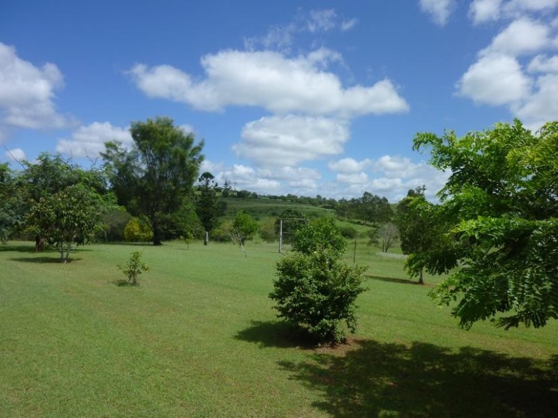 90 NISSENS LANE, Childers QLD 4660