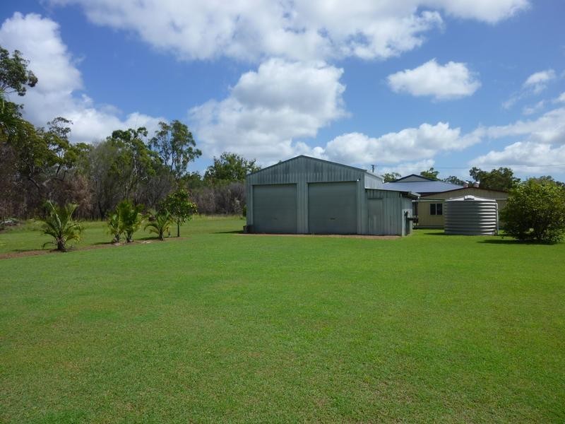 24 Steley Street, Buxton QLD 4660