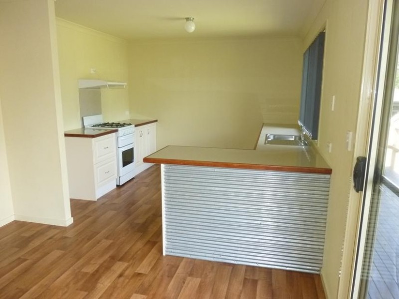 10 Wallace Street, Apple Tree Creek QLD 4660