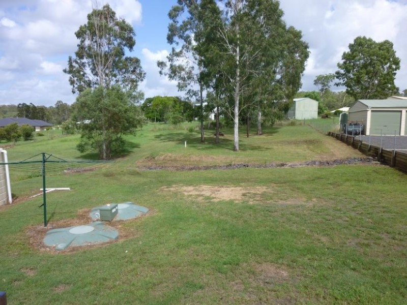 10 Wallace Street, Apple Tree Creek QLD 4660