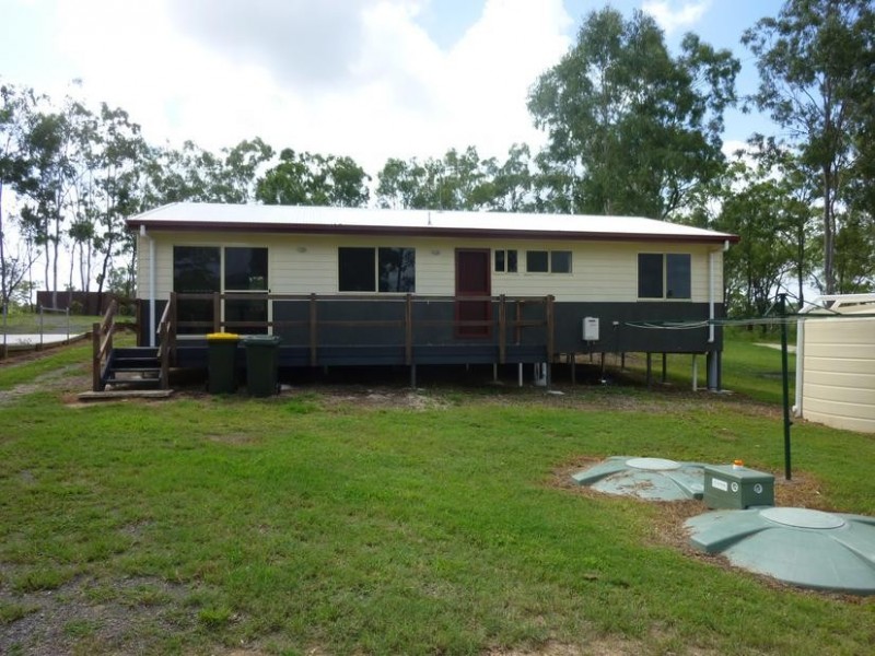 10 Wallace Street, Apple Tree Creek QLD 4660