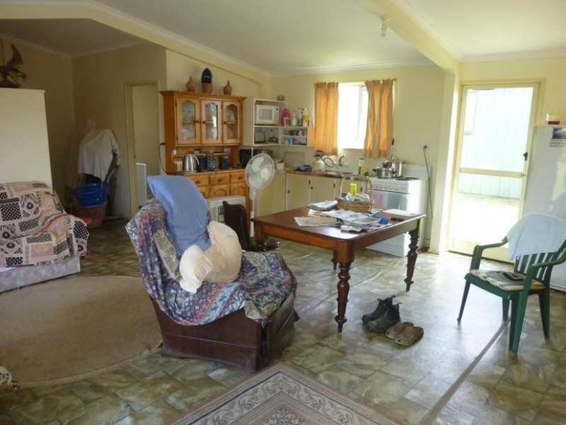 22 STELEY STREET, Buxton QLD 4660