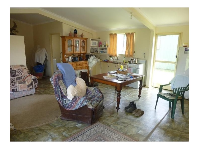 22 STELEY STREET, Buxton QLD 4660