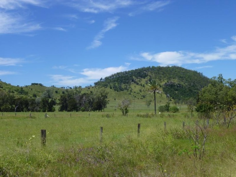 Coalstoun Lakes QLD 4621