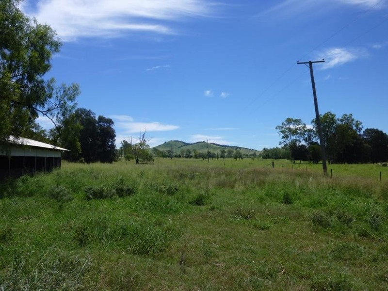 Coalstoun Lakes QLD 4621