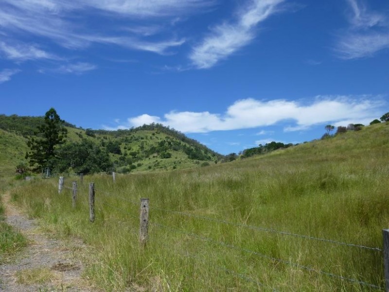 Coalstoun Lakes QLD 4621