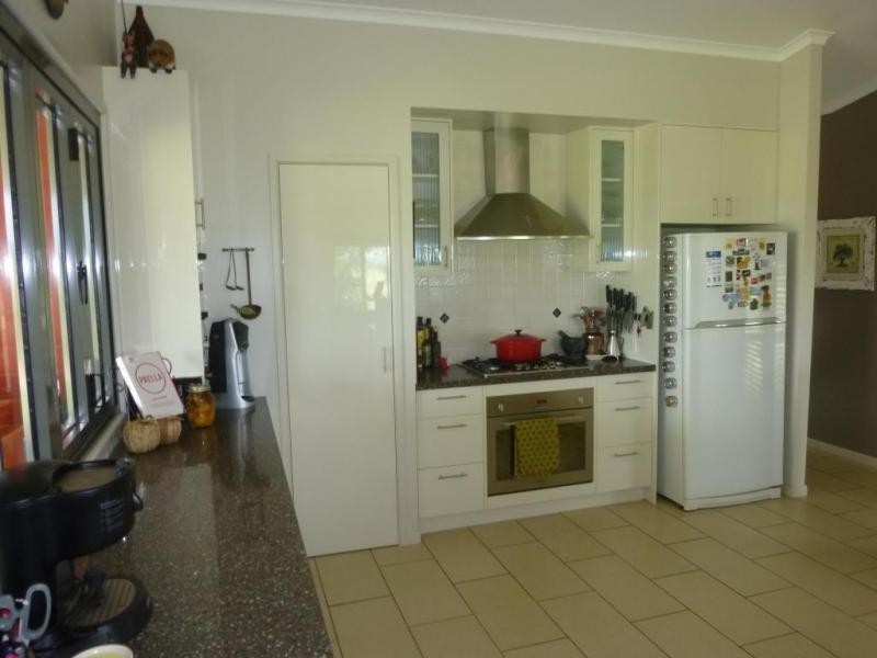 86 BLUFF VIEW ROAD, Biggenden QLD 4621