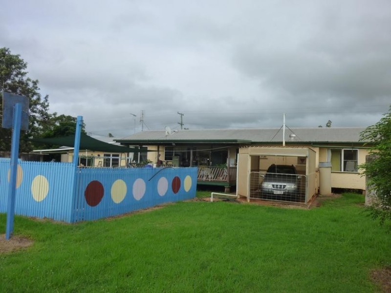 1 MAIN STREET, Coalstoun Lakes QLD 4621
