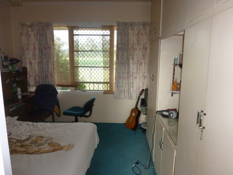 1 MAIN STREET, Coalstoun Lakes QLD 4621