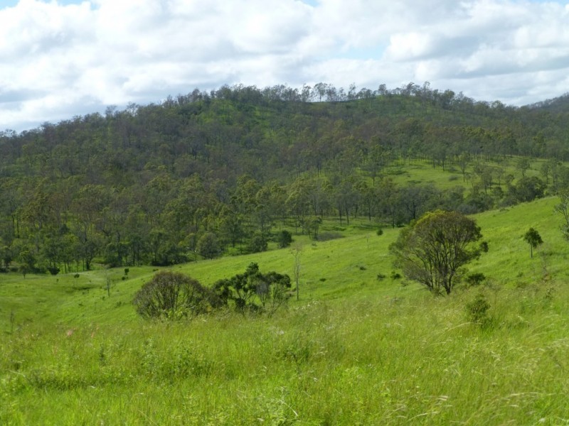 Coalstoun Lakes QLD 4621