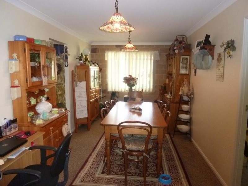 8 Whites Road, Horton QLD 4660