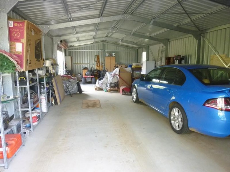 8 Whites Road, Horton QLD 4660