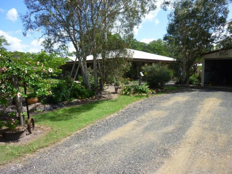 8 Whites Road, Horton QLD 4660