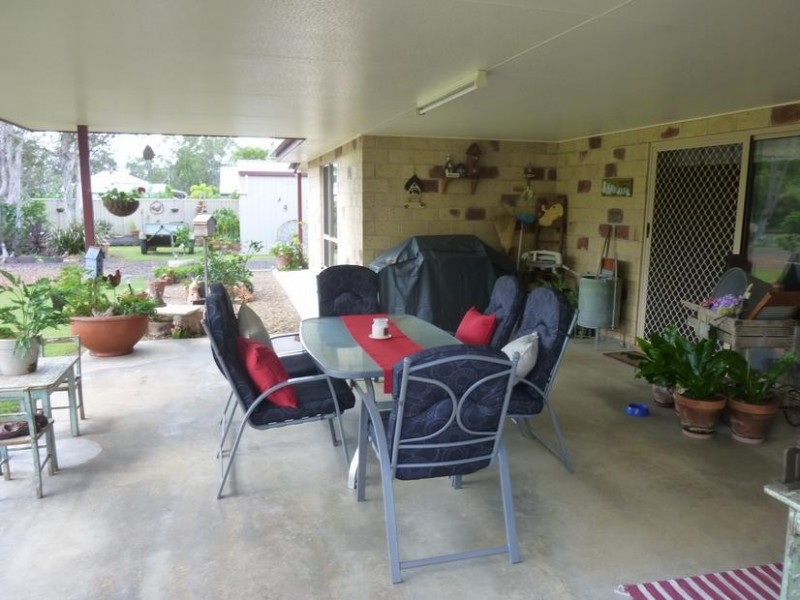 8 Whites Road, Horton QLD 4660