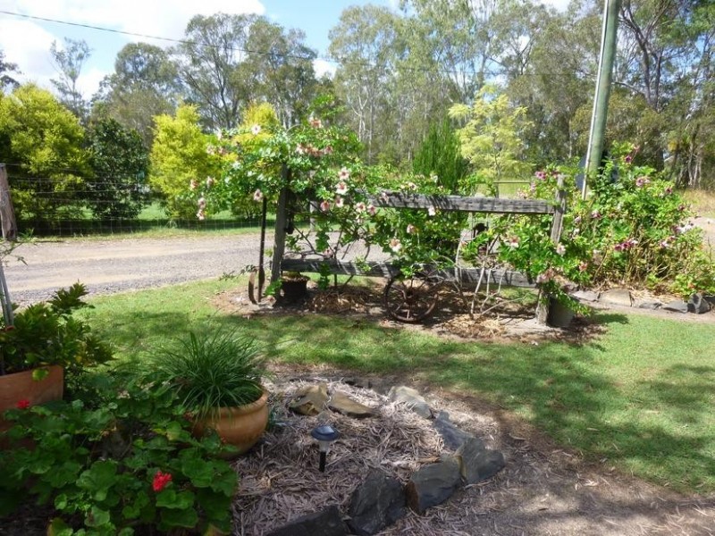 8 Whites Road, Horton QLD 4660