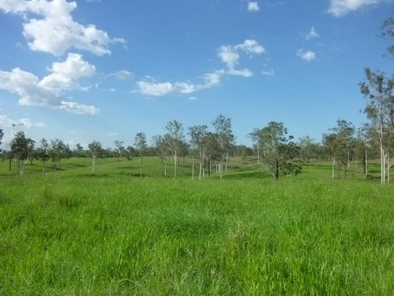 105 Railway Road,, Booyal QLD 4671