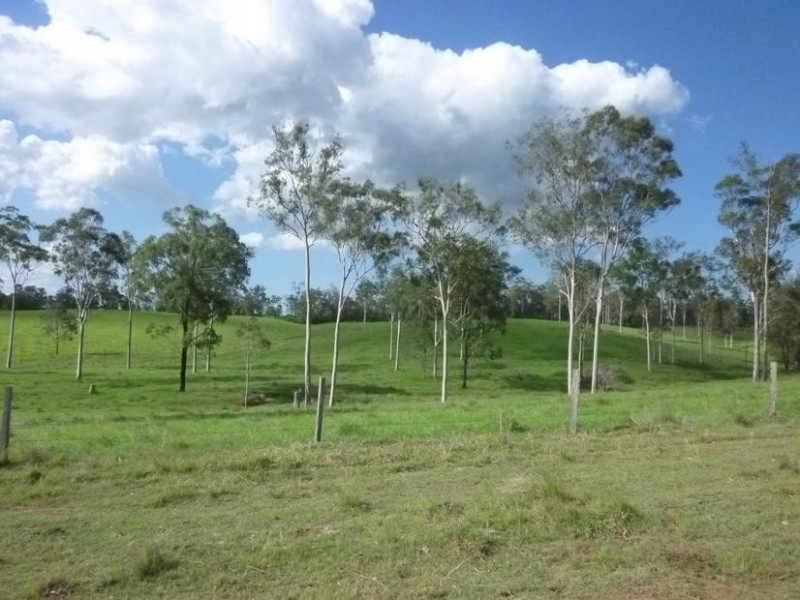 105 Railway Road,, Booyal QLD 4671