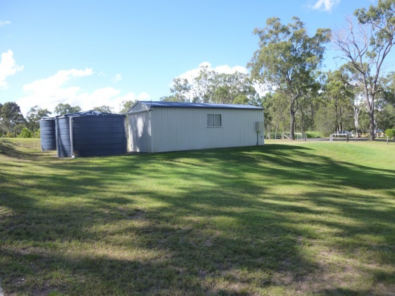 29-31 WALLACE STREET, Apple Tree Creek QLD 4660
