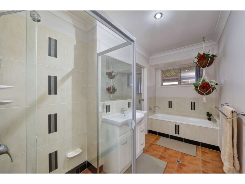 5 WELL LINE STREET, Childers QLD 4660