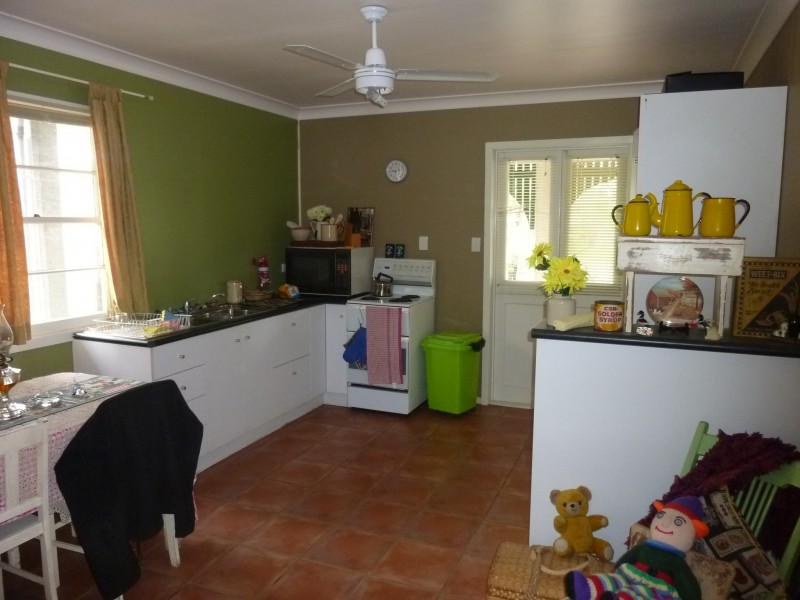 116 GENTLE ANNIE ROAD, Apple Tree Creek QLD 4660