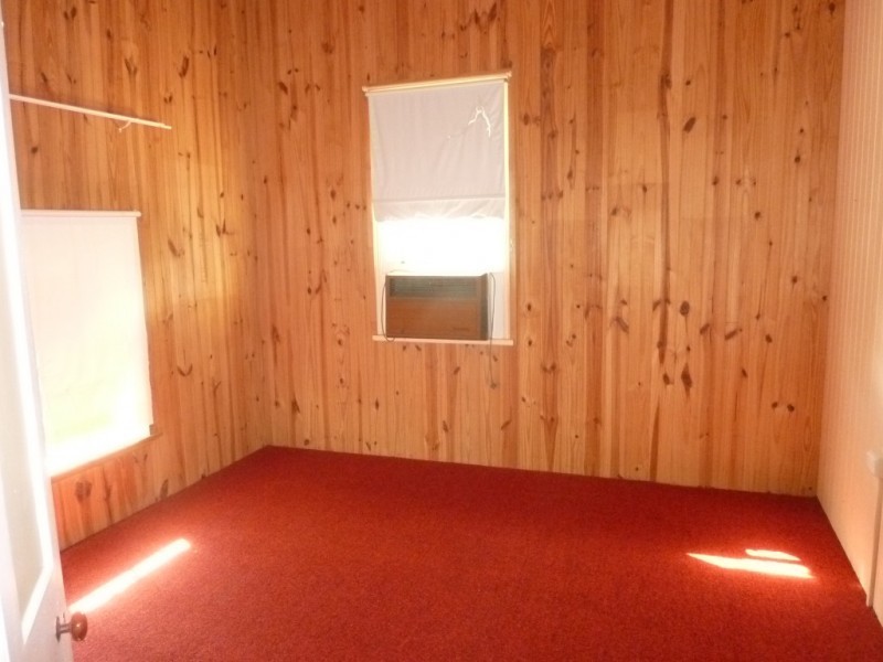 5 FEDERAL STREET, Childers QLD 4660