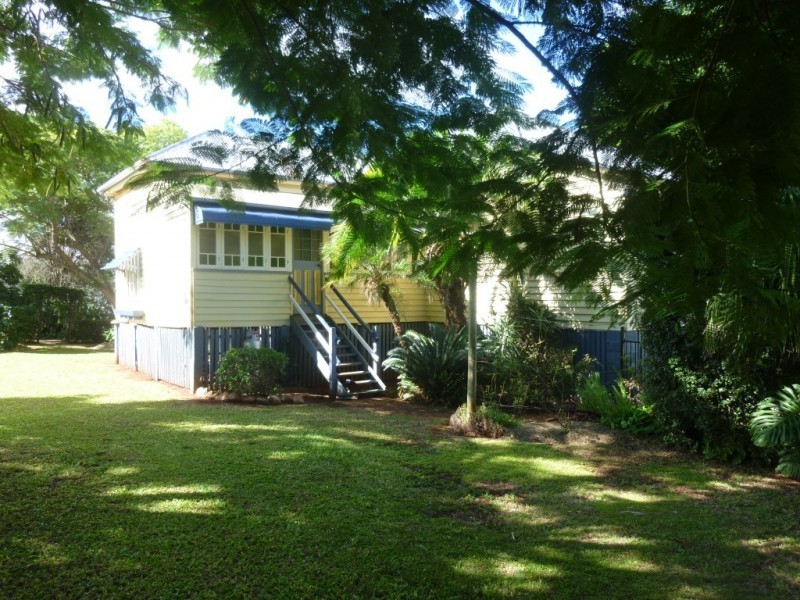 5 FEDERAL STREET, Childers QLD 4660