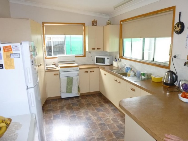 12 Main Street, Dallarnil QLD 4621