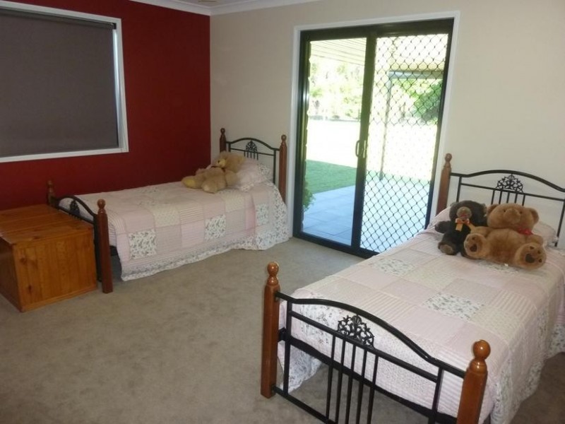113 Park Avenue, NORTH ISIS, Childers QLD 4660