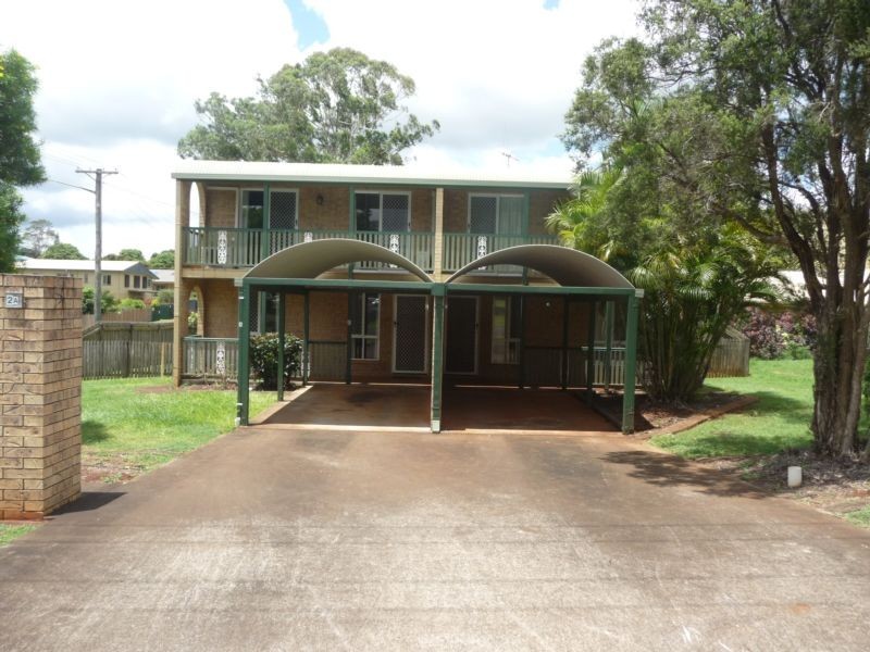 3/2 Mungomery Street, Childers QLD 4660