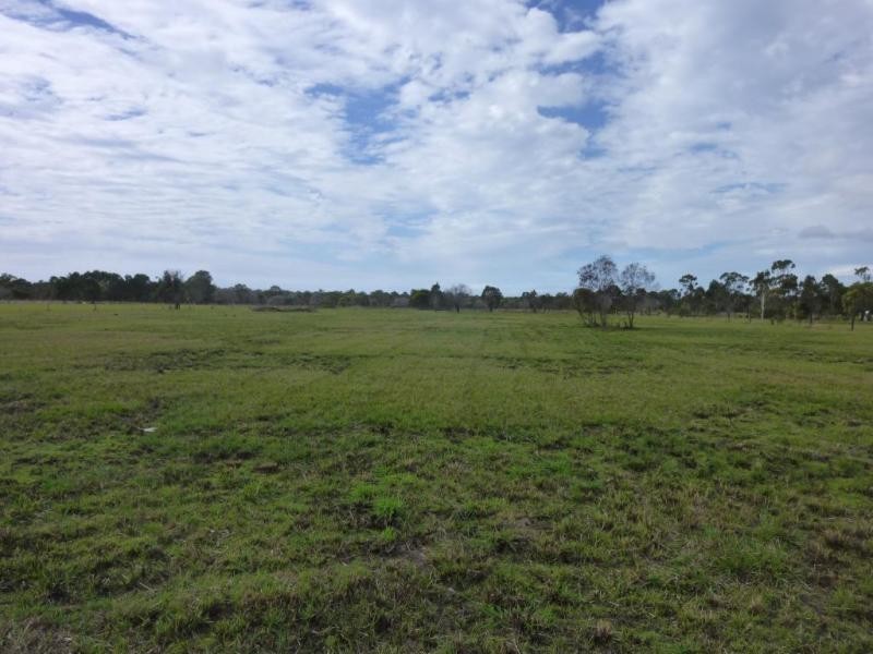 25 RIVER ROAD, Buxton QLD 4660