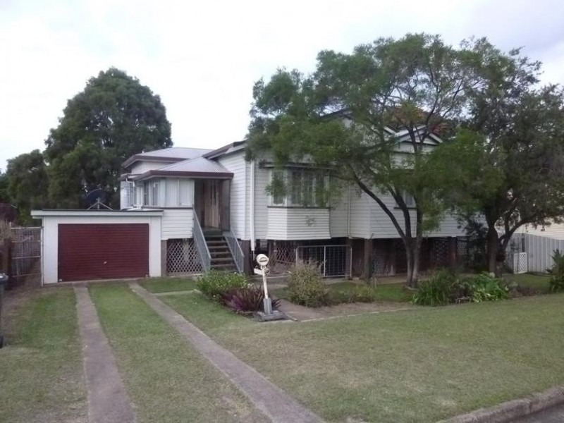 11 GEORGE STREET, Biggenden QLD 4621