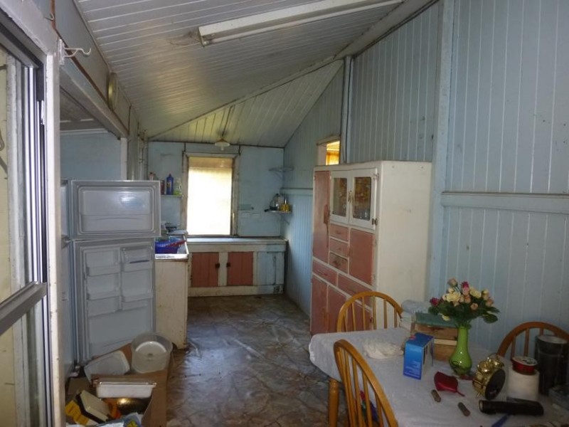 4 NOAKES STREET, Childers QLD 4660