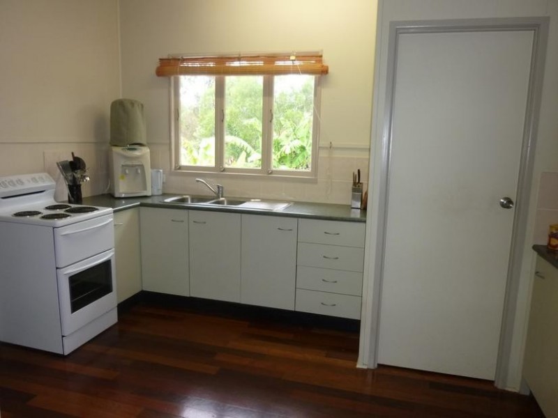 a MILLER STREET, Apple Tree Creek QLD 4660