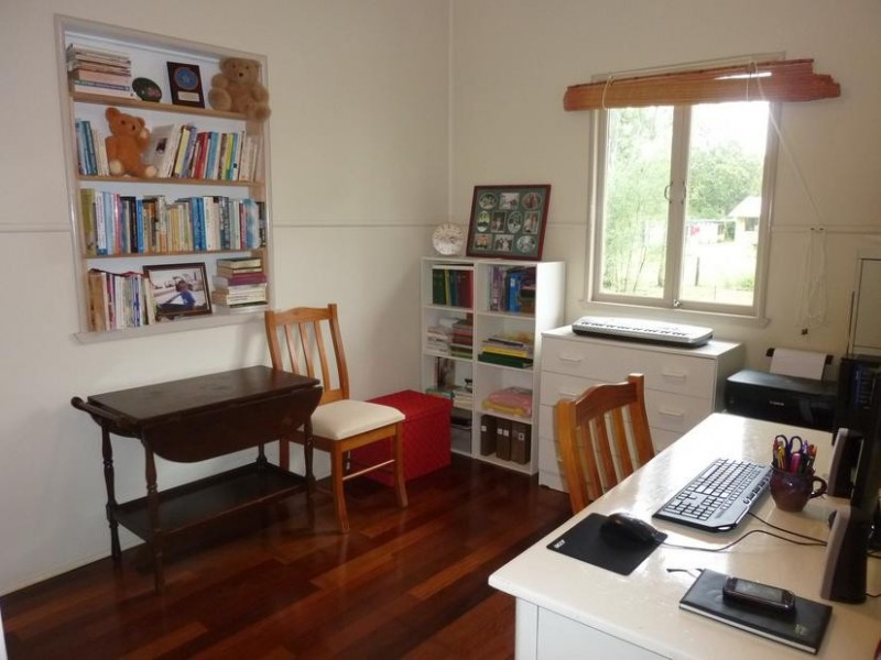 a MILLER STREET, Apple Tree Creek QLD 4660
