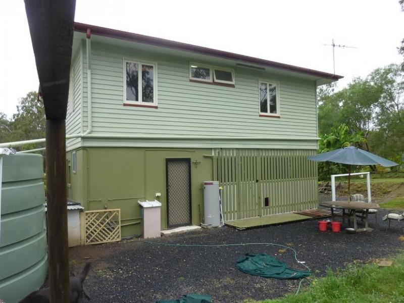 a MILLER STREET, Apple Tree Creek QLD 4660