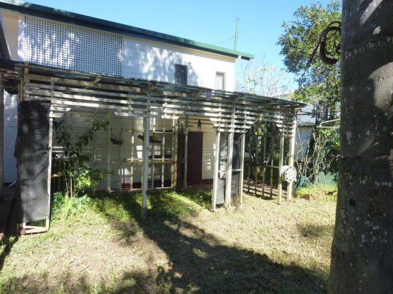 5 PIZZEY STREET, Childers QLD 4660