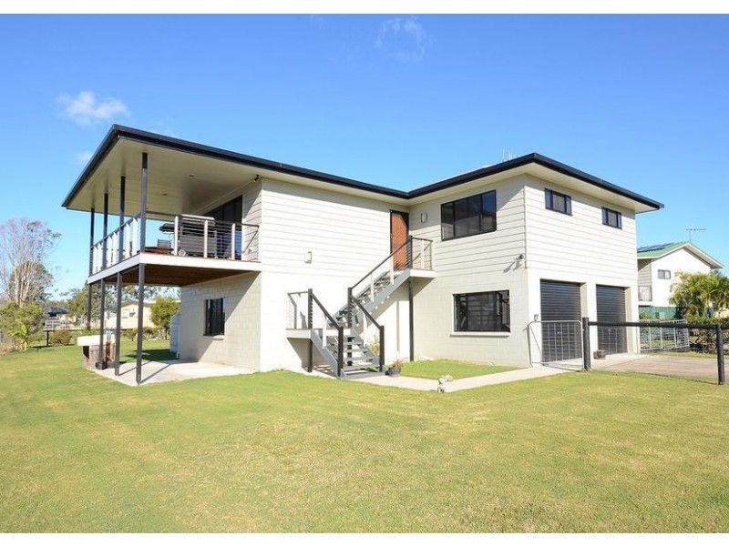 1 BURRUMBA DRIVE, Buxton QLD 4660