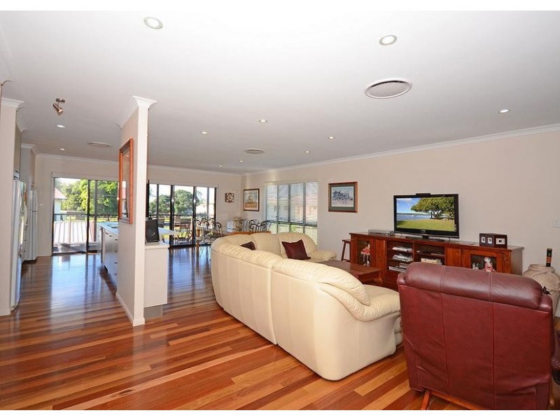 1 BURRUMBA DRIVE, Buxton QLD 4660