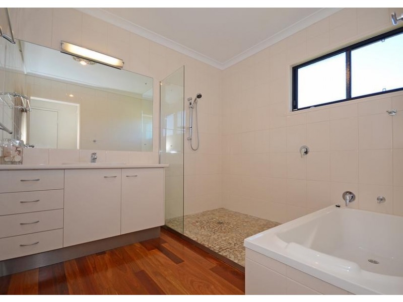 1 BURRUMBA DRIVE, Buxton QLD 4660