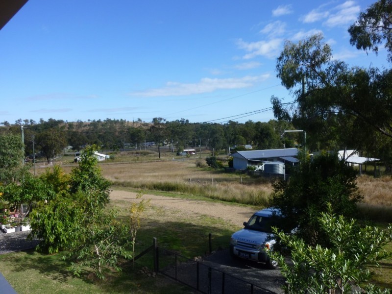 8 ANDERSEN STREET, Dallarnil QLD 4621